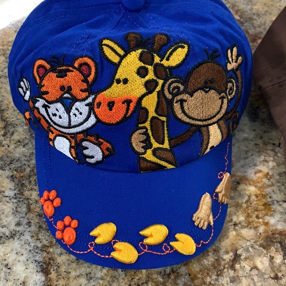 Baby caps x2 as on the pictures - Picture 2 of 7